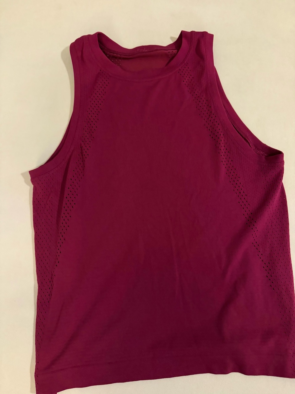 lululemon athletica Women's Racerback Tank Top - Deep Berry
